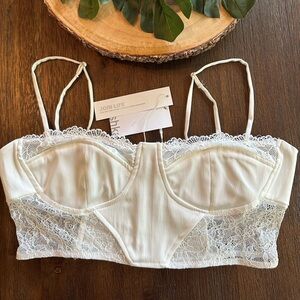 NWT Bershka white lace bracelet size small